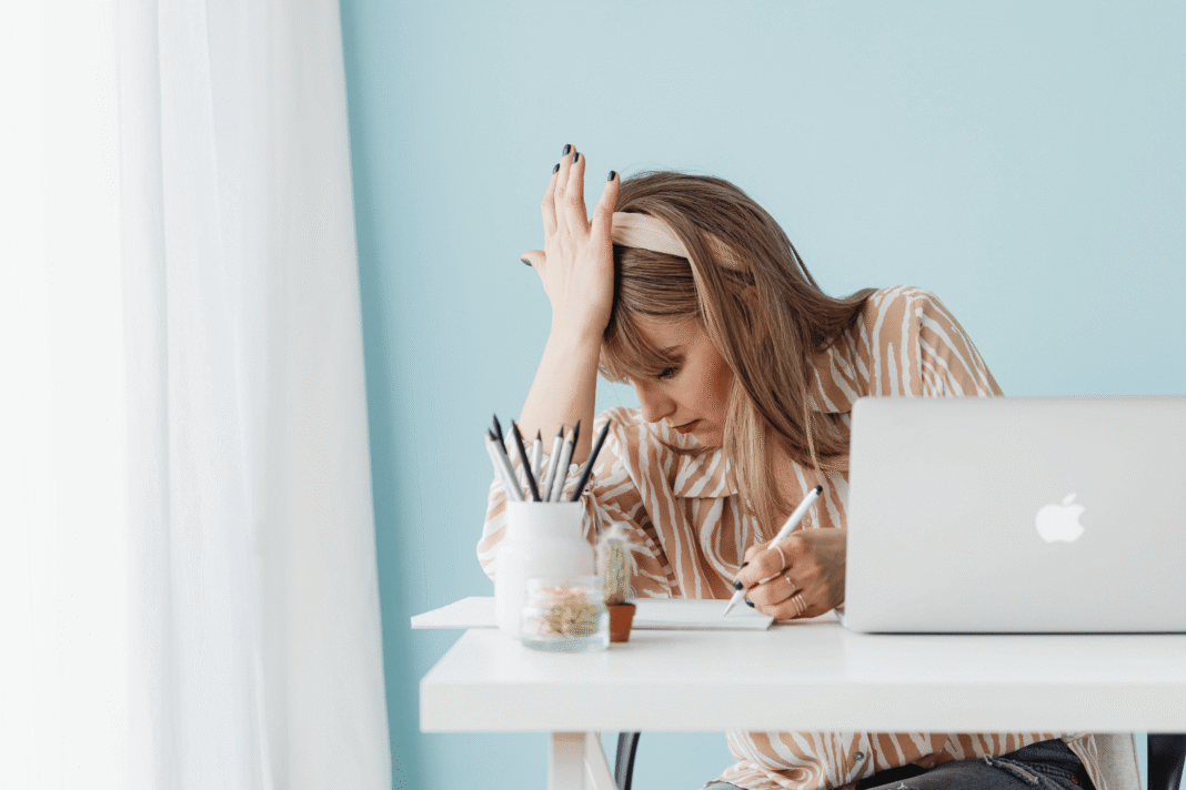Stručnjaci objašnjavaju zašto digitalni umor postaje sve češći problem modernog života